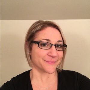 Meet your Posher, Kara